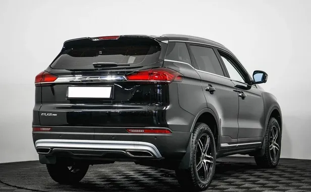 Geely Atlas Pro