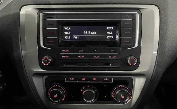 Volkswagen Jetta
