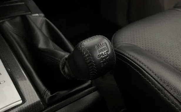 Mitsubishi Pajero Sport