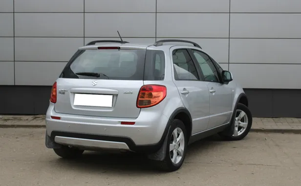 Suzuki SX4