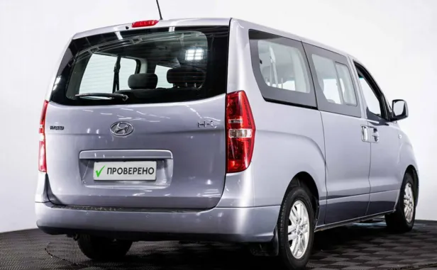 Hyundai H-1