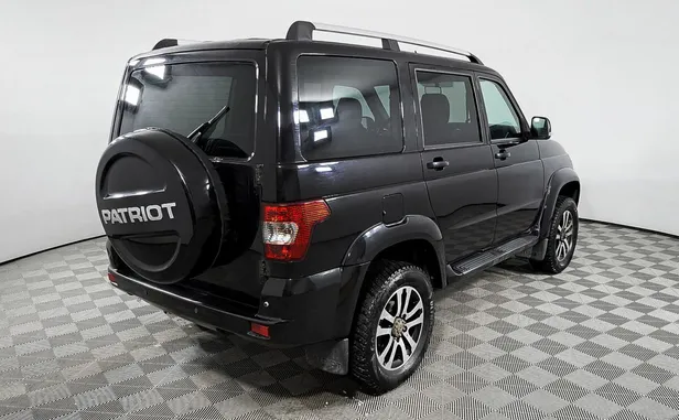 УАЗ Patriot