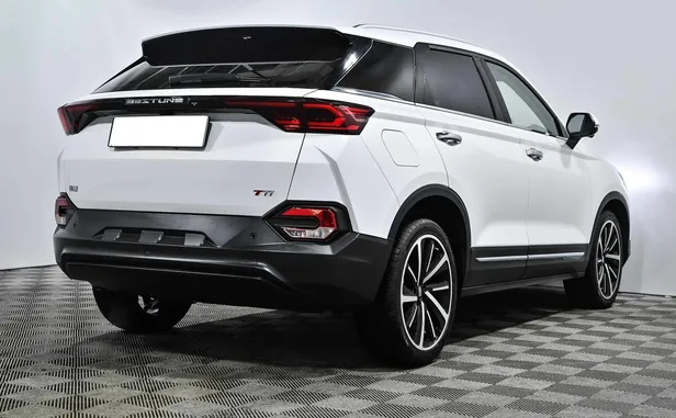 FAW Bestune T77