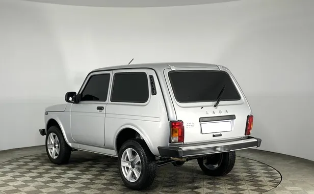 Lada (ВАЗ) Niva Legend