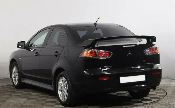 Mitsubishi Lancer