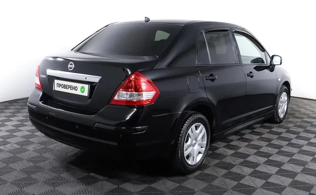 Nissan Tiida