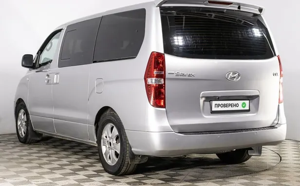 Hyundai Grand Starex