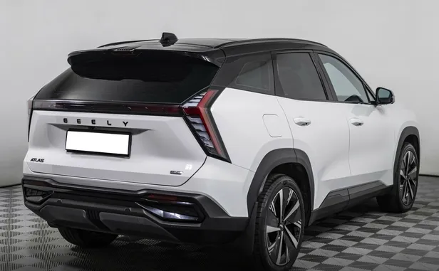 Geely Atlas