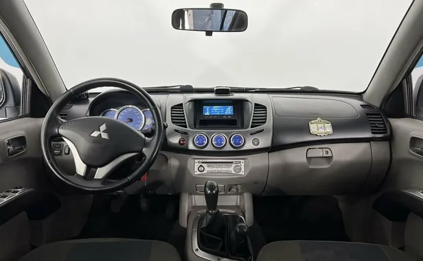 Mitsubishi L200
