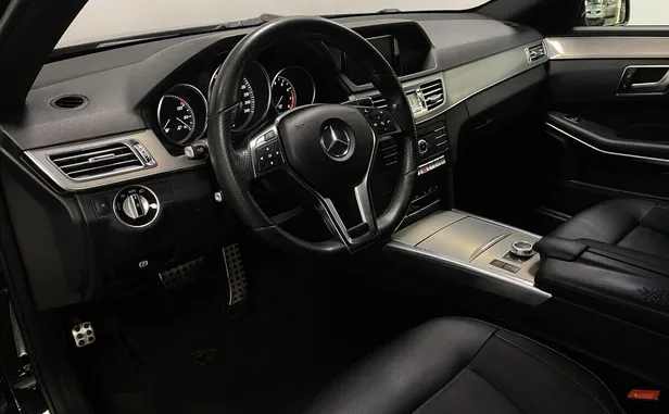Mercedes-Benz E-Класс