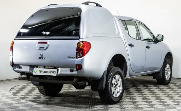Mitsubishi L200