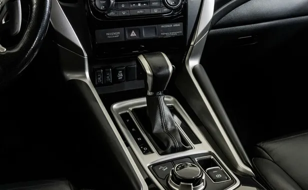 Mitsubishi Pajero Sport