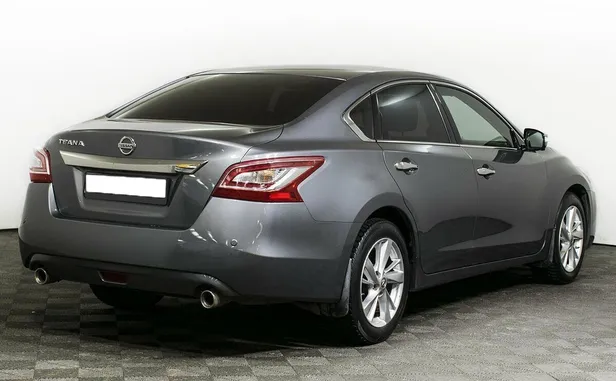 Nissan Teana