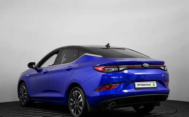 JAC J7