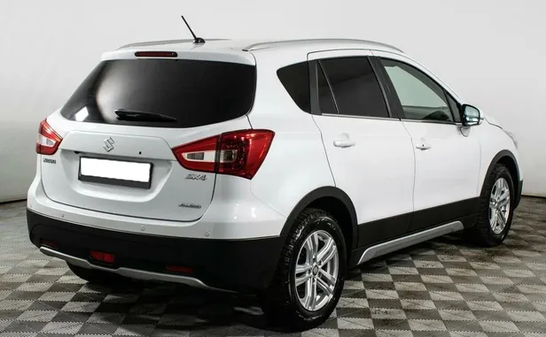 Suzuki SX4