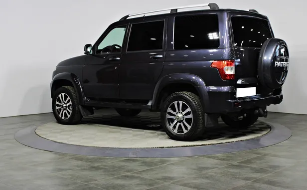 УАЗ Patriot