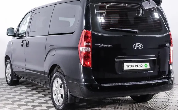 Hyundai Grand Starex